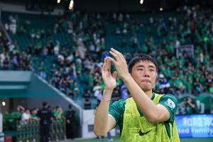 一泻千里！国安0-6泰山后5轮4负，半程冠军提前两轮彻底退出争冠