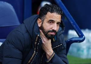 阿莫林:利桑德罗未准备好出战森林 马奎尔的情况还不明朗 阿莫林:利桑德罗未准备好出战森林 马奎尔的情况还不明朗