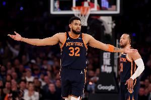 追梦:不认为尼克斯是争冠者 他们没有能力在高水平比赛中获胜 追梦:不认为尼克斯是争冠者 他们没有能力在高水平比赛中获胜