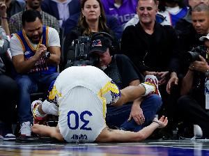 送温暖!步行者此前5战全败 勇士送其赛季首胜 送温暖!步行者此前5战全败 勇士送其赛季首胜