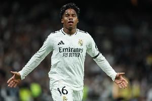 队报：丰塞卡已说服恩德里克加盟里昂 皇马要求有租借费