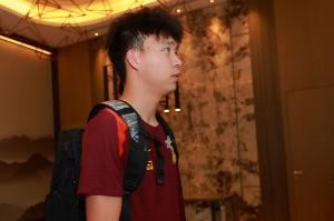 潘伟力：王钰栋签经纪公司是足协推动，冬天留洋时机不是特别好